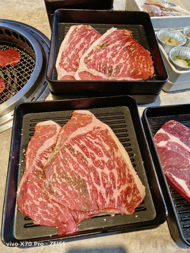【台北美食】 肉次方，王品集團下的燒肉吃到飽，肉質和環境真的好棒