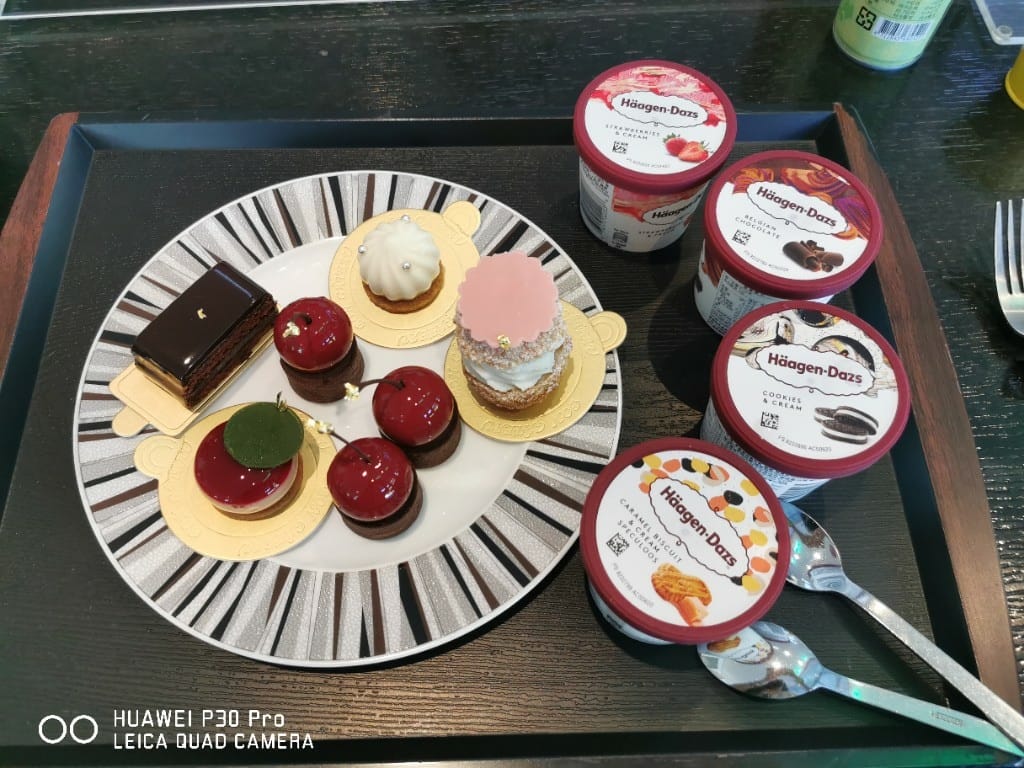 【台北美食】 寒舍艾美探索廚房，被甜點吸引來的神奇自助百匯（龍蝦吃到飽已取消）