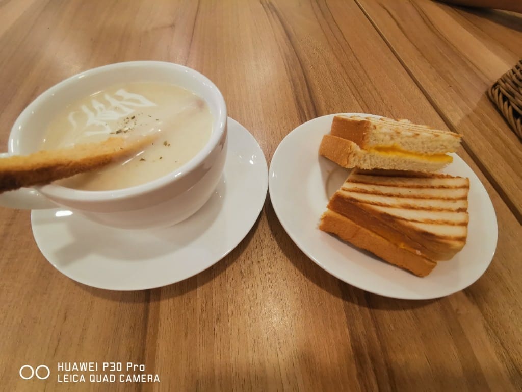 【新莊美食】R2義麵小棧，平價又美味義式小館