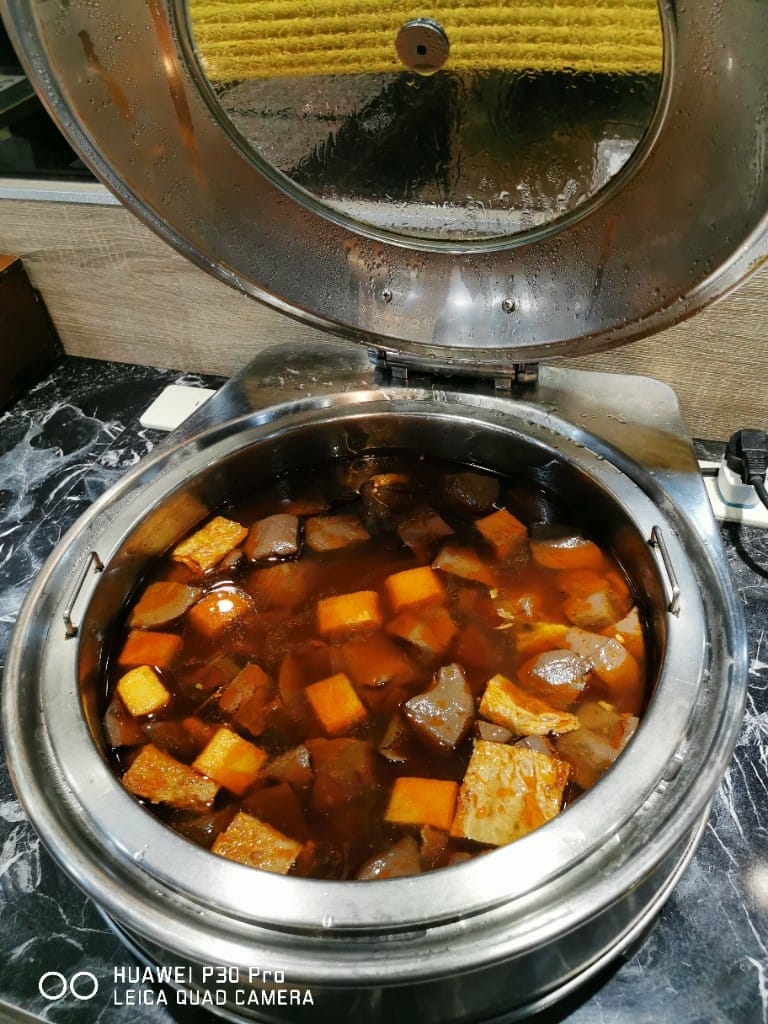【新莊美食】 輔大牛排百匯，兩個同行一人免費，當然要來試看看