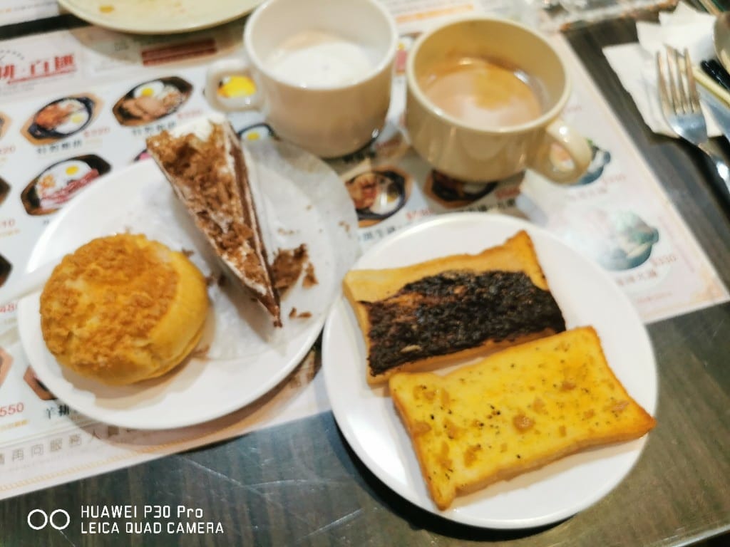 【新莊美食】 輔大牛排百匯，兩個同行一人免費，當然要來試看看