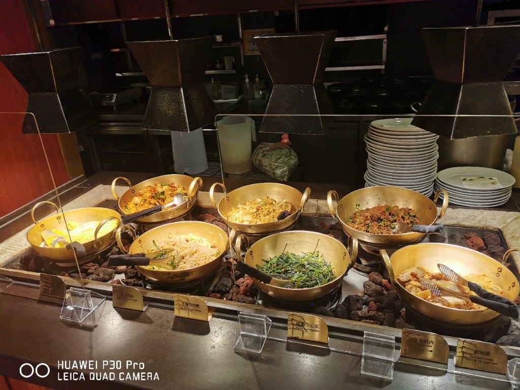 【台北美食】 泰市場，滿滿的甜蝦胭脂蝦，愛蝦的天堂
