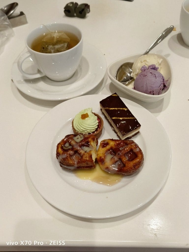 【台北美食】 六福萬怡敘日餐廳,現點現蒸龍蝦吃到飽,假日午晚餐只要5倍券1000+148 - 第44張圖 【台北美食】 六福萬怡敘日餐廳,現點現蒸龍蝦吃到飽,假日午晚餐只要5倍券1000+148