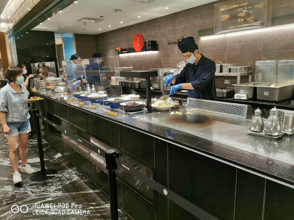【台北美食】 旭集，最無雷的自助百匯
