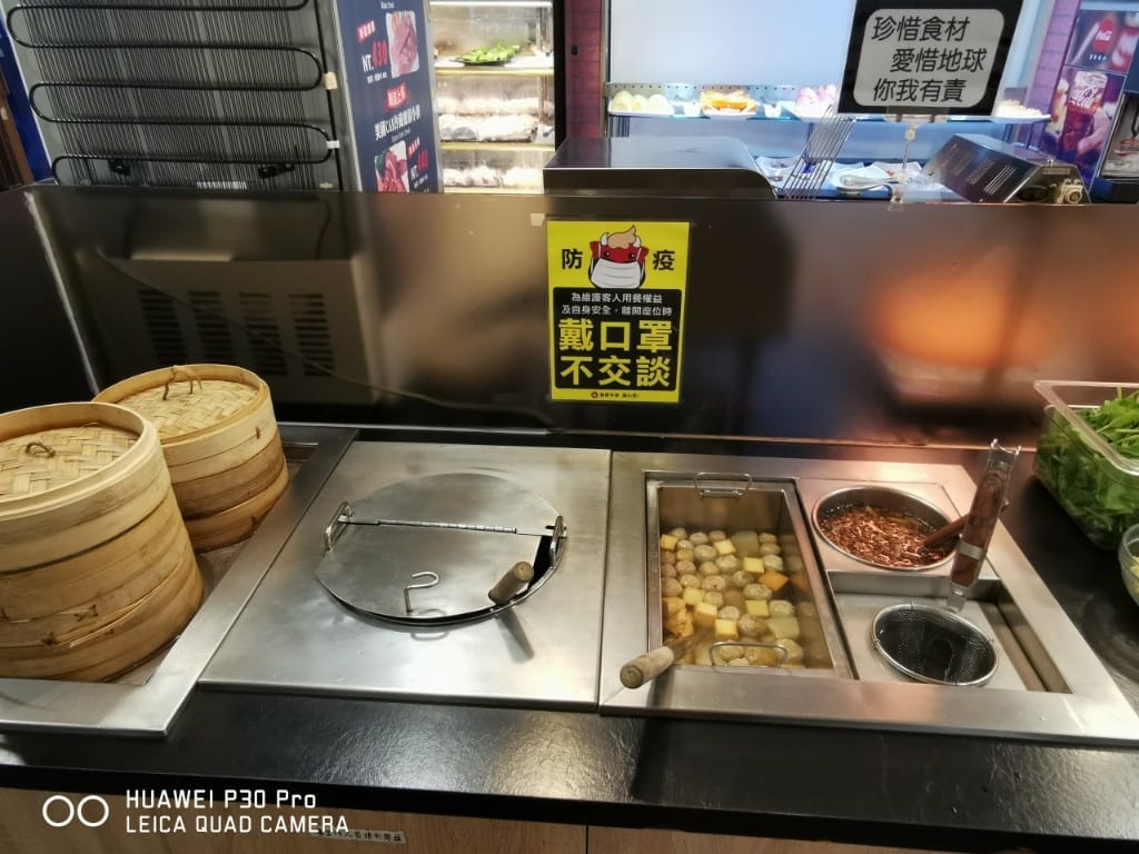 【台北美食】 我家牛排三民店，小巧實惠的牛1
排百匯
