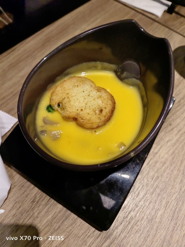 【新莊美食】 陶板屋，連平日午餐都全滿的餐廳