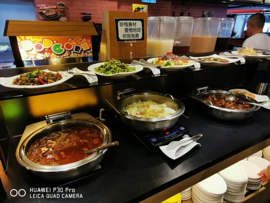 【台北美食】 我家牛排三民店，小巧實惠的牛1
排百匯