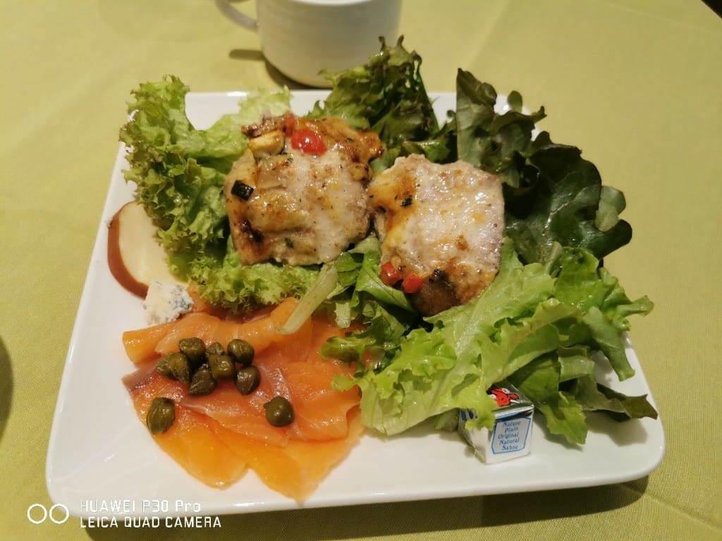 【台北美食】 神旺大飯店伯品廊西餐廳，小而巧的飯店百匯