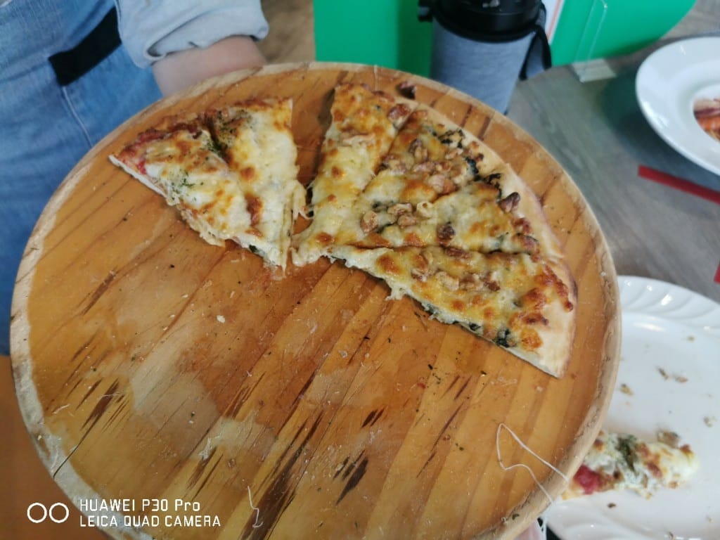 【新莊美食】 鬥牛士義式廚房，美味Pizza和炸物又平價的聚餐好選擇
