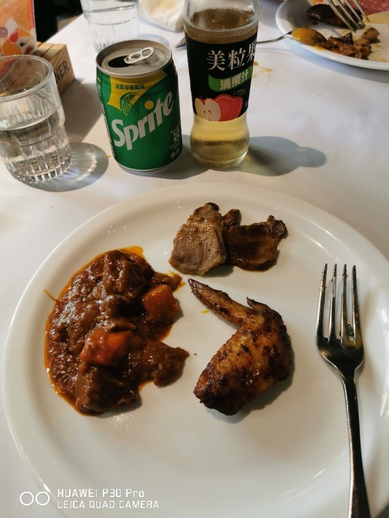 【台北美食】 溫德德式烘焙，午餐的自助百匯好好吃