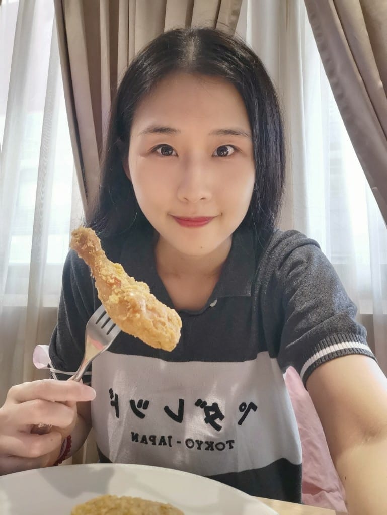 【台北美食】 義大利米蘭手工窯烤披薩，此生吃過用料最實在的鮮蝦披薩