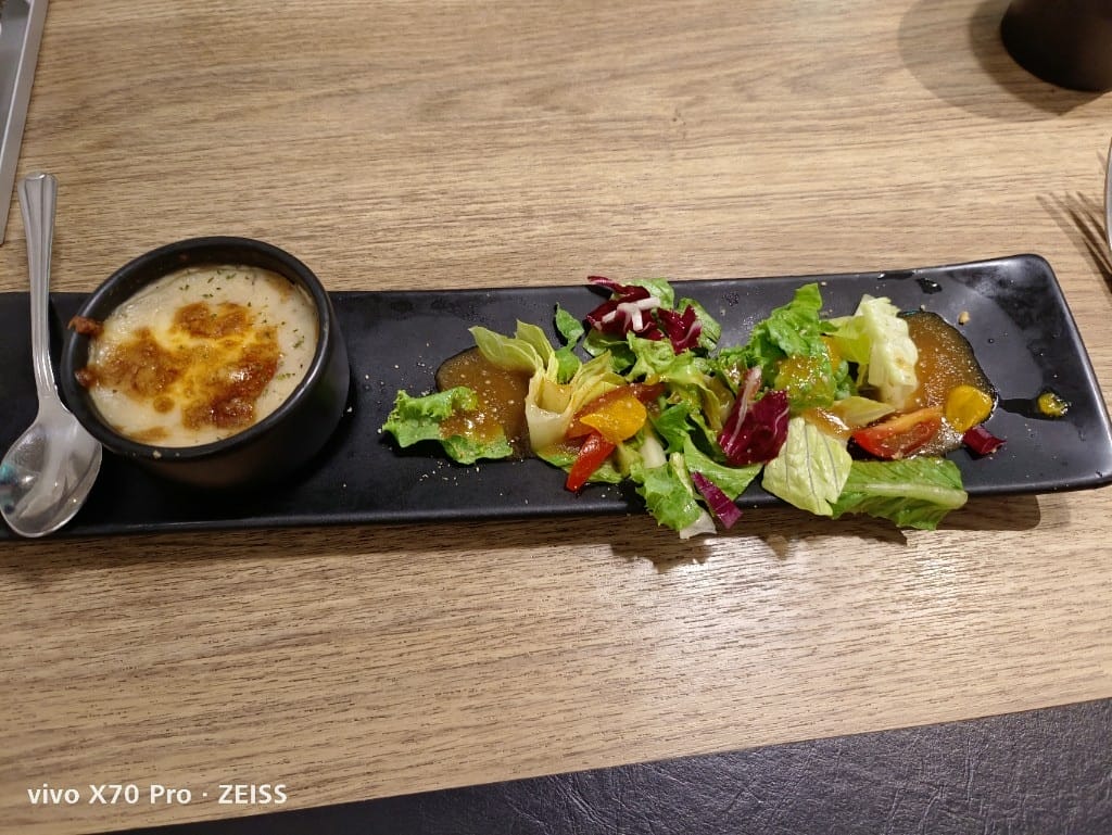 【新莊美食】 陶板屋，連平日午餐都全滿的餐廳