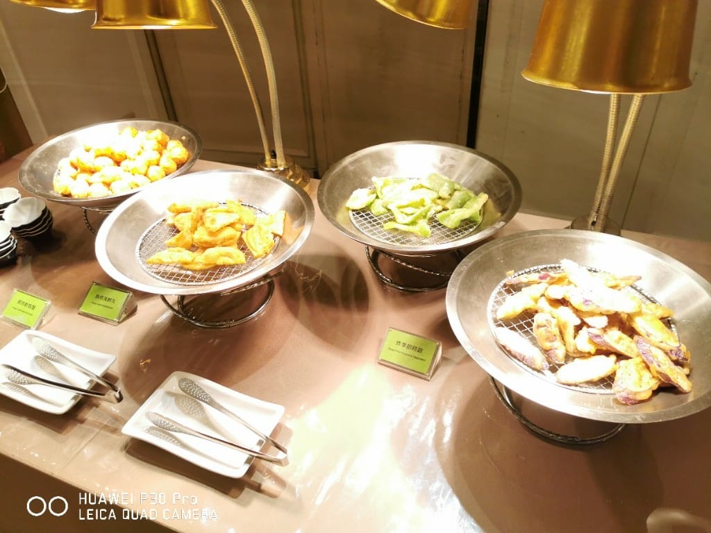 【台北美食】 神旺大飯店伯品廊西餐廳，小而巧的飯店百匯