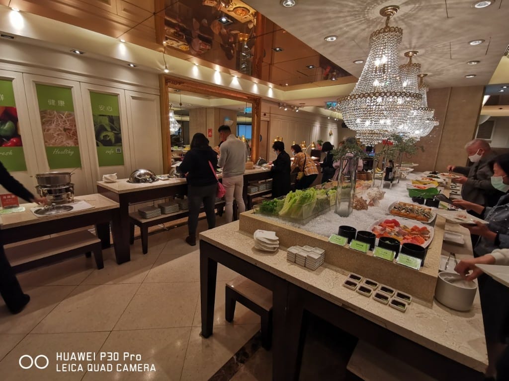 【台北美食】 神旺大飯店伯品廊西餐廳，小而巧的飯店百匯