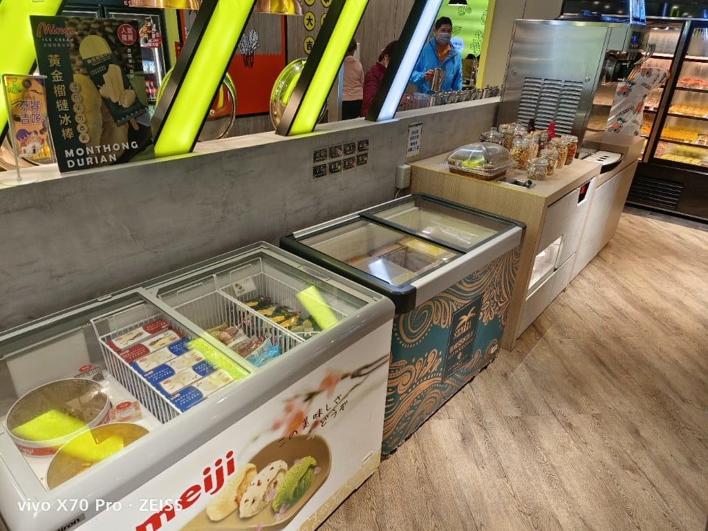 【板橋美食】 吉哆火鍋百匯，錢都火鍋新品牌吃到飽，趁著泰國美食季吃起來