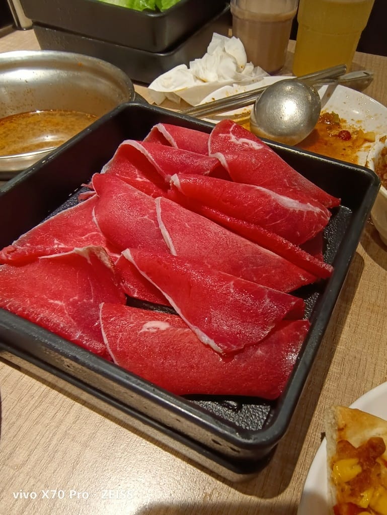 【板橋美食】 吉哆火鍋百匯，錢都火鍋新品牌吃到飽，趁著泰國美食季吃起來