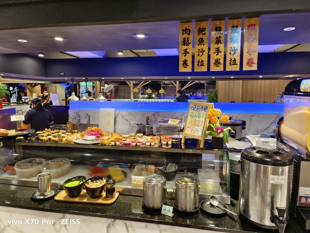 【台北美食】 新千葉火鍋，平假日一樣價位的佛心店家
