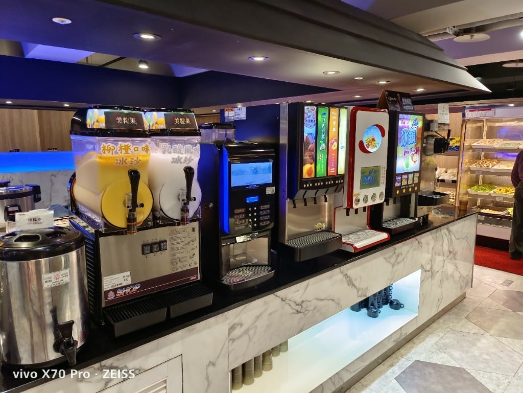 【台北美食】 新千葉火鍋，平假日一樣價位的佛心店家