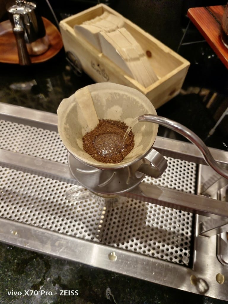 【台北美食】 新千葉火鍋，平假日一樣價位的佛心店家