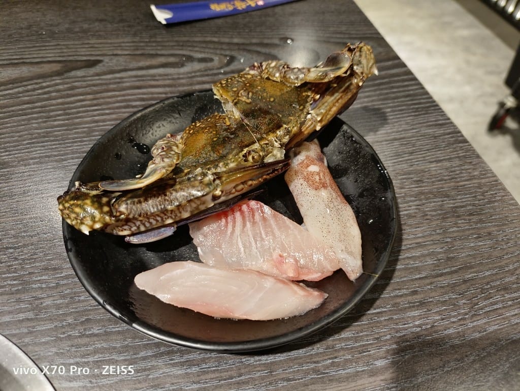 【台北美食】 新千葉火鍋，平假日一樣價位的佛心店家