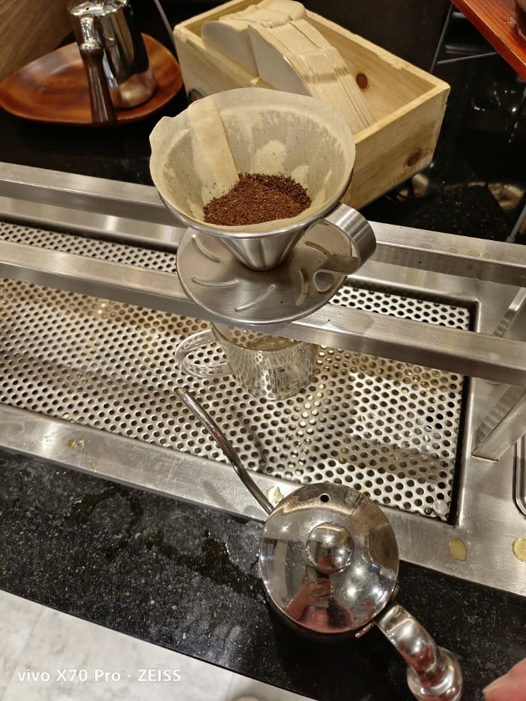 【台北美食】 新千葉火鍋，平假日一樣價位的佛心店家