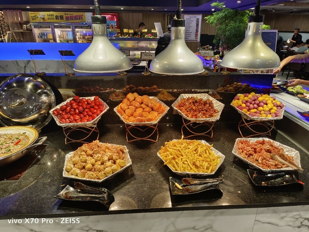 【台北美食】 新千葉火鍋，平假日一樣價位的佛心店家