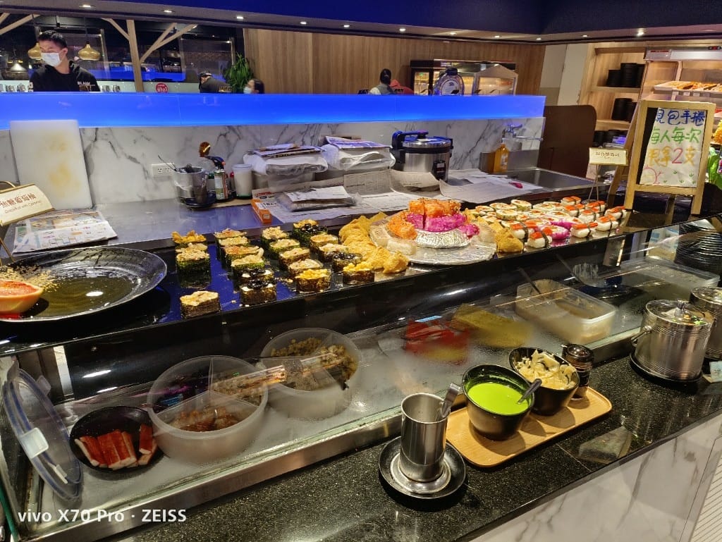 【台北美食】 新千葉火鍋，平假日一樣價位的佛心店家