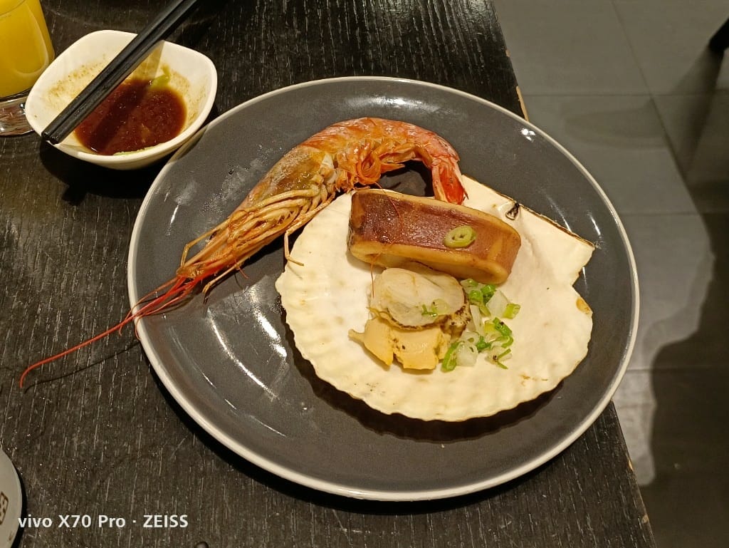 【台北美食】 寒舍艾美探索廚房，鱈場蟹腳吃到飽還有完美的甜點櫃！