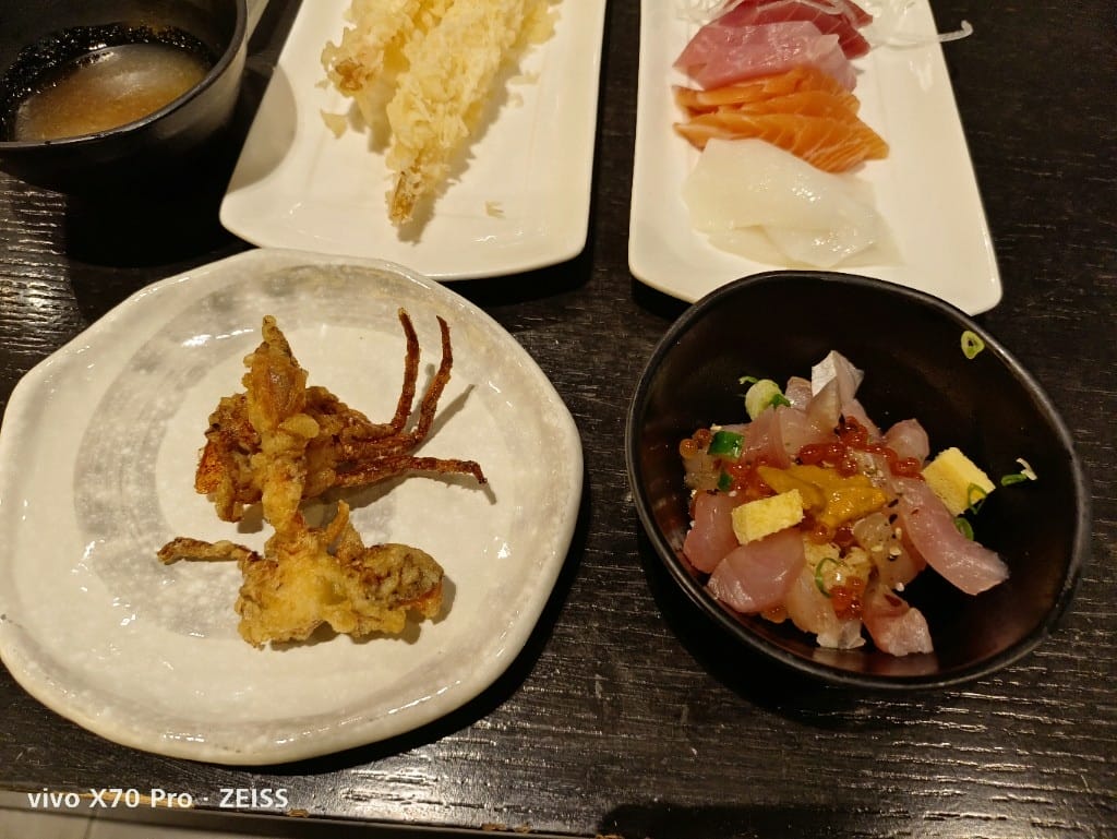 【台北美食】 寒舍艾美探索廚房，鱈場蟹腳吃到飽還有完美的甜點櫃！