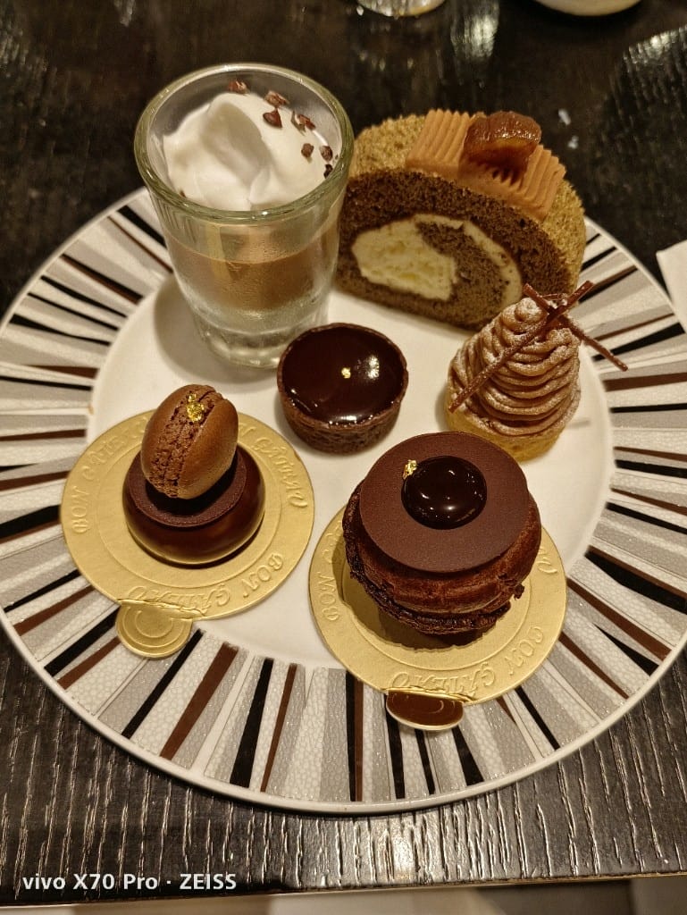 【台北美食】 寒舍艾美探索廚房，鱈場蟹腳吃到飽還有完美的甜點櫃！