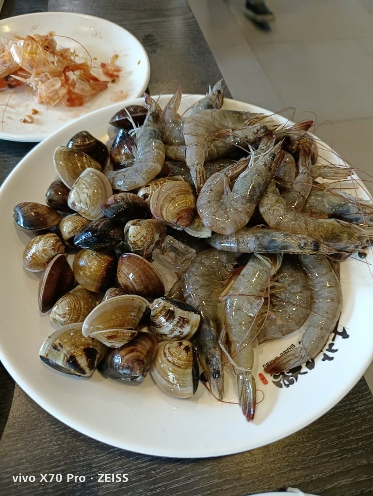 【新莊美食】 千葉火鍋，3訪平價又美味的火鍋，現在還有下午茶339吃完飽哦！