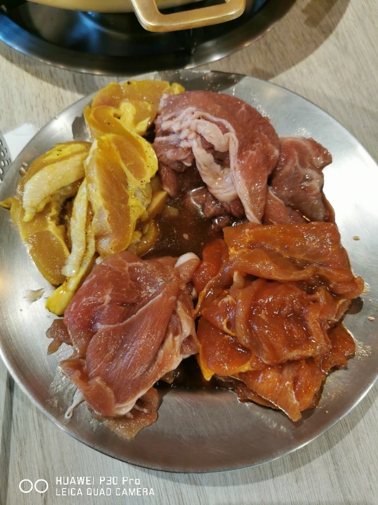 【新莊美食】 韓哥哥銅盤烤肉,銅盤烤肉與火鍋都很棒的
平價吃到飽 - 第10張圖 【新莊美食】 韓哥哥銅盤烤肉,銅盤烤肉與火鍋都很棒的
平價吃到飽