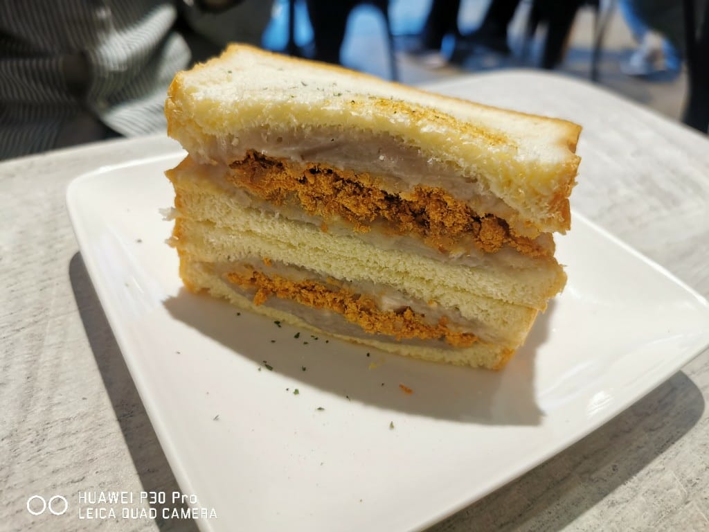 【板橋美食】 鳳梨飽堡，芋泥系列的各種早午餐