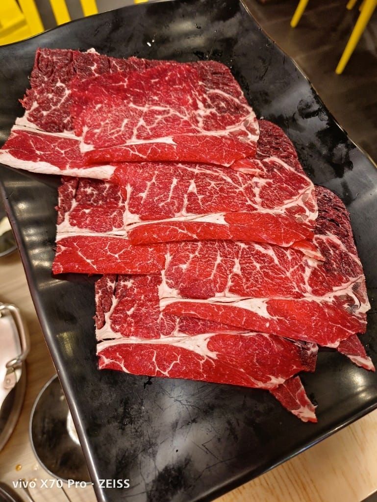 【台北美食】 涮樂和牛火鍋，馬辣新品牌平價火鍋，乾淨又好吃