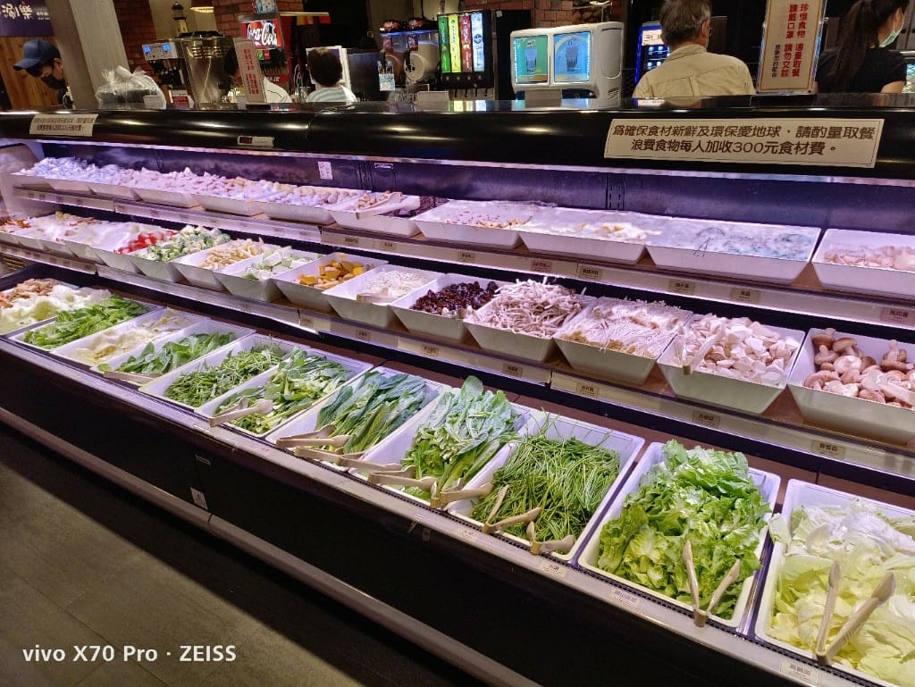 【台北美食】 涮樂和牛火鍋，馬辣新品牌平價火鍋，乾淨又好吃