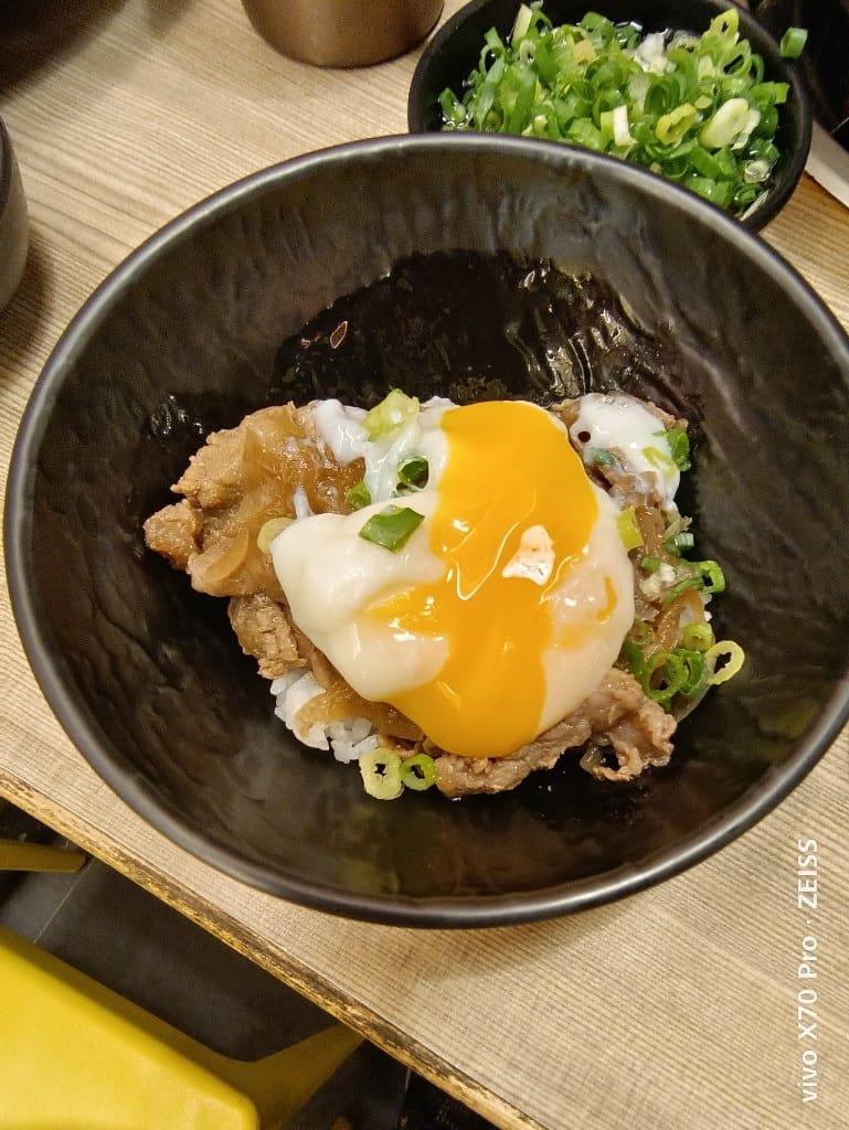 【台北美食】 涮樂和牛火鍋，馬辣新品牌平價火鍋，乾淨又好吃