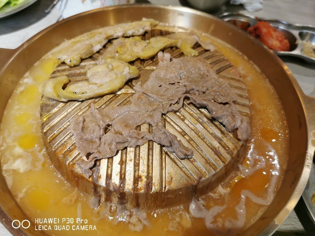 【新莊美食】 韓哥哥銅盤烤肉,銅盤烤肉與火鍋都很棒的
平價吃到飽 - 第14張圖 【新莊美食】 韓哥哥銅盤烤肉,銅盤烤肉與火鍋都很棒的
平價吃到飽