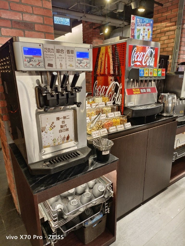 【台北美食】 涮樂和牛火鍋，馬辣新品牌平價火鍋，乾淨又好吃