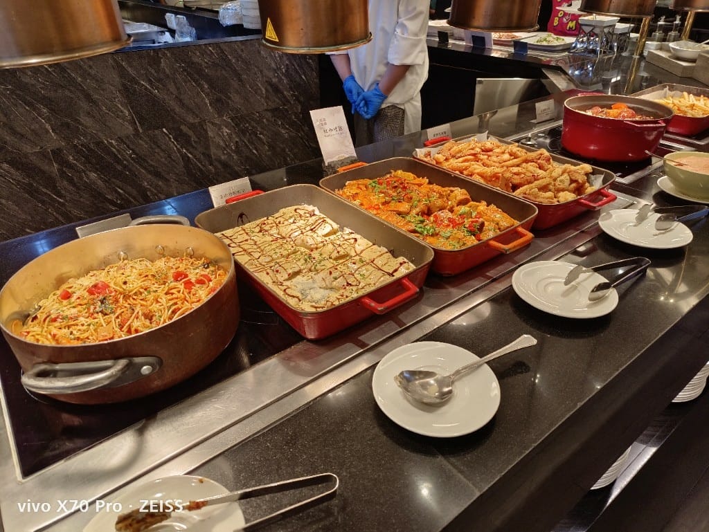 【台北美食】 漢來海港餐廳，秋蟹的季節，滿滿秋蟹吃滿吃好！