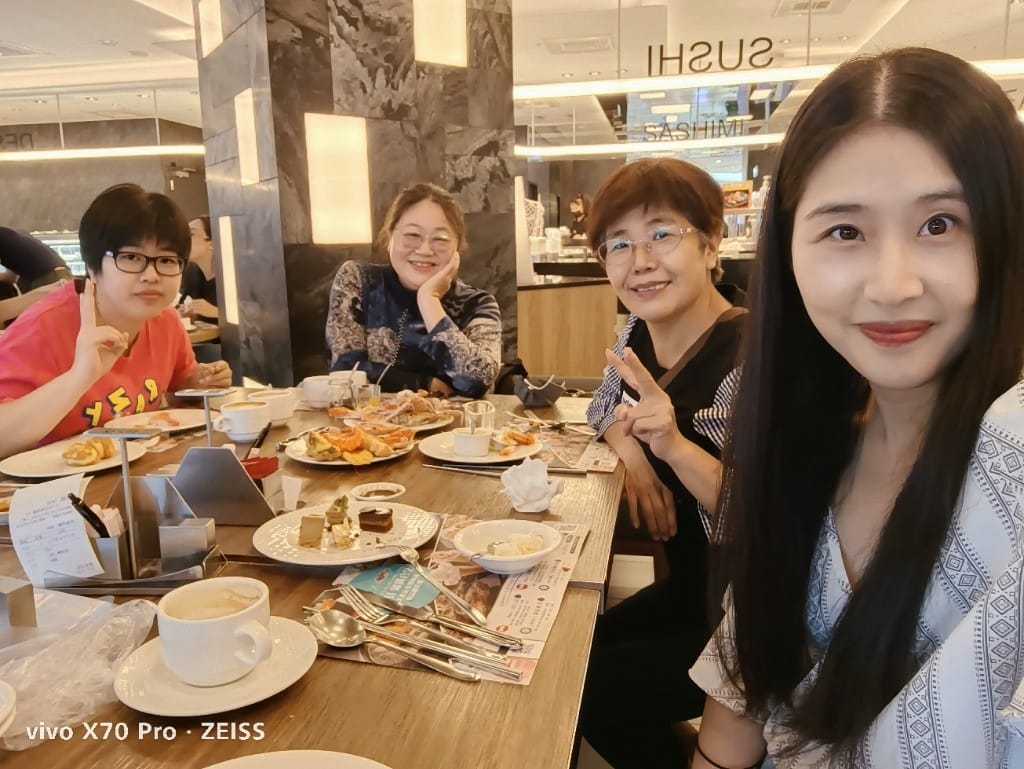 【台北美食】 漢來海港餐廳，秋蟹的季節，滿滿秋蟹吃滿吃好！