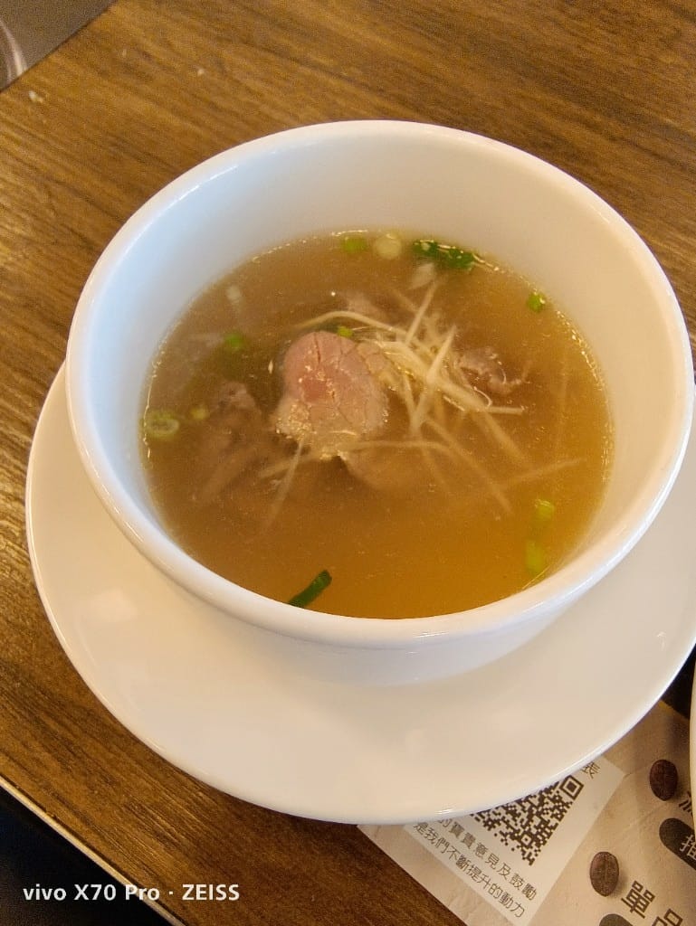 【台北美食】 漢來海港餐廳，秋蟹的季節，滿滿秋蟹吃滿吃好！