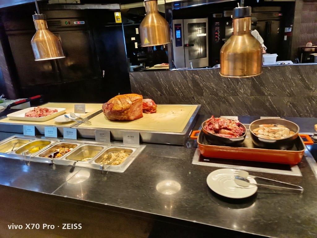 【台北美食】 漢來海港餐廳，秋蟹的季節，滿滿秋蟹吃滿吃好！