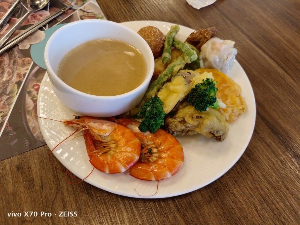 【台北美食】 漢來海港餐廳，秋蟹的季節，滿滿秋蟹吃滿吃好！