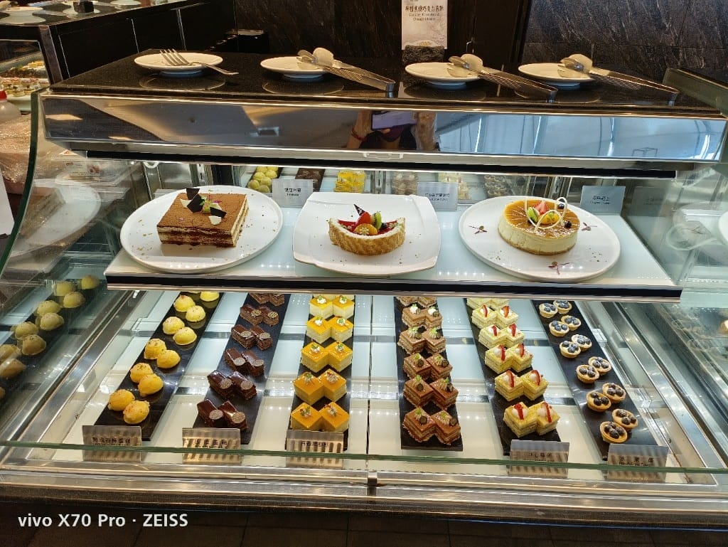 【台北美食】 漢來海港餐廳，秋蟹的季節，滿滿秋蟹吃滿吃好！