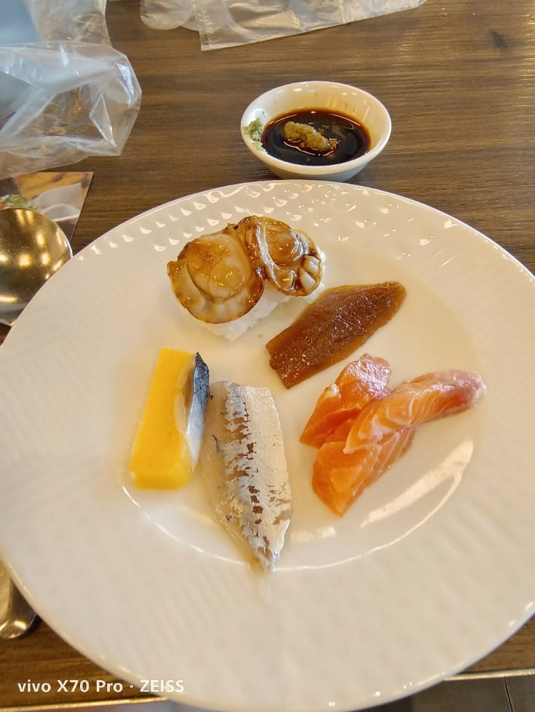 【台北美食】 漢來海港餐廳，秋蟹的季節，滿滿秋蟹吃滿吃好！