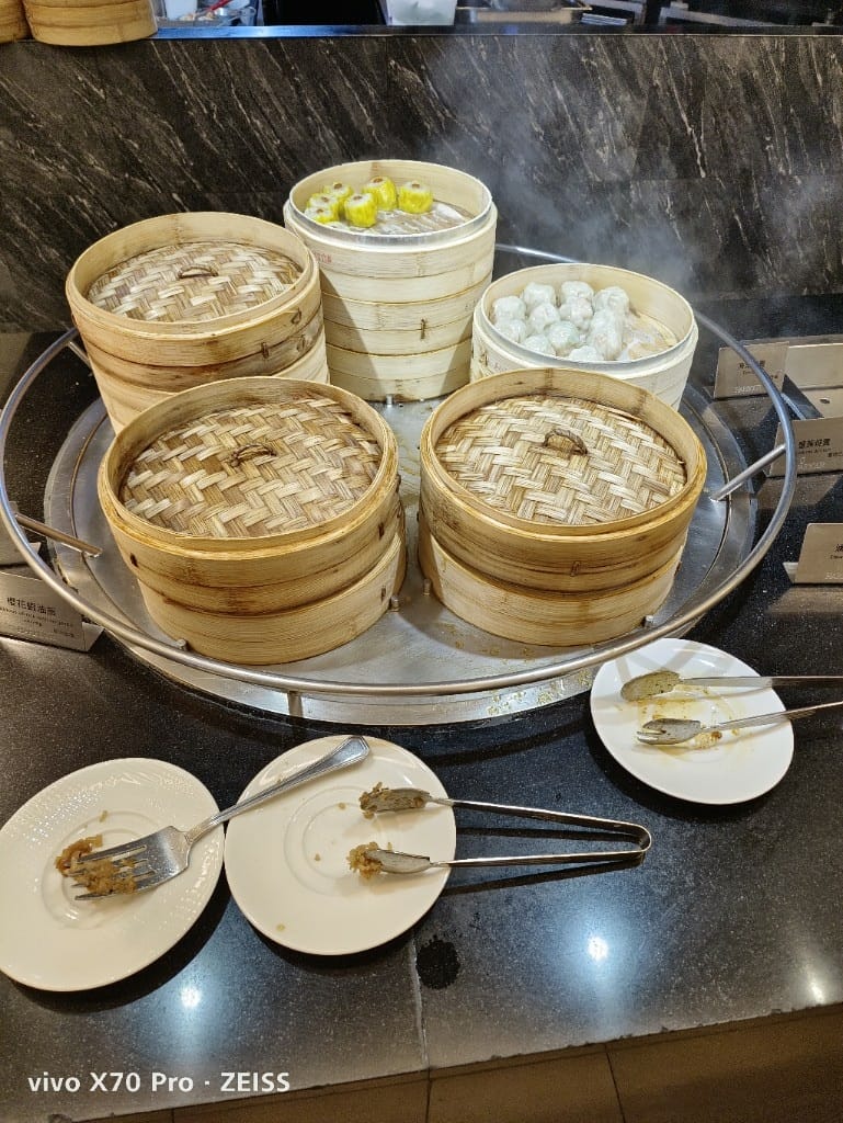 【台北美食】 漢來海港餐廳，秋蟹的季節，滿滿秋蟹吃滿吃好！