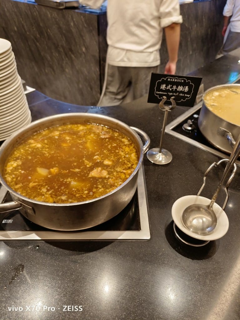 【台北美食】 漢來海港餐廳，秋蟹的季節，滿滿秋蟹吃滿吃好！