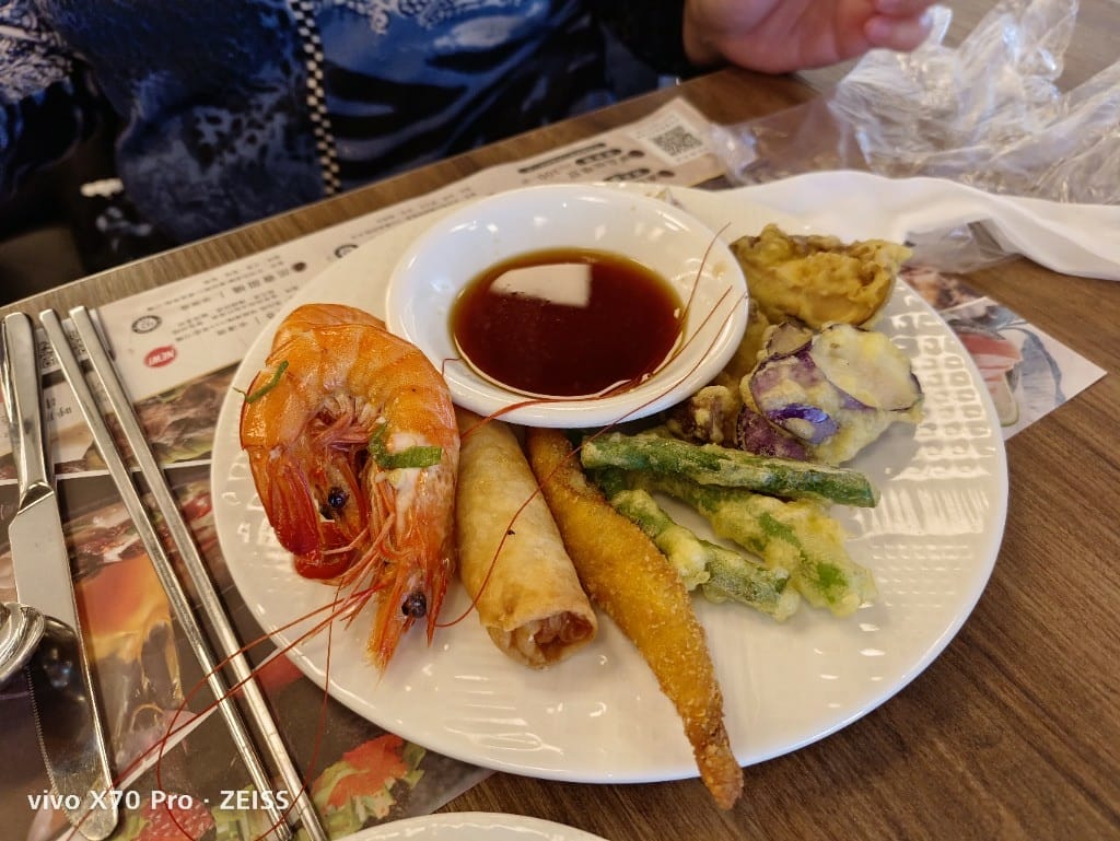 【台北美食】 漢來海港餐廳，秋蟹的季節，滿滿秋蟹吃滿吃好！