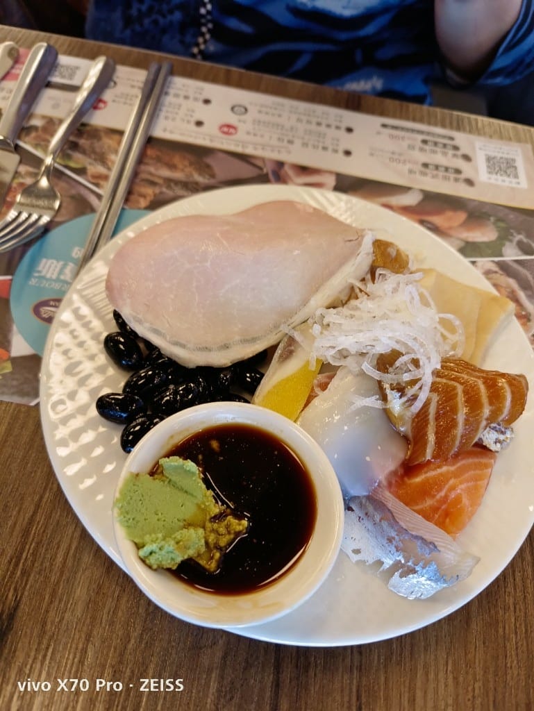 【台北美食】 漢來海港餐廳，秋蟹的季節，滿滿秋蟹吃滿吃好！