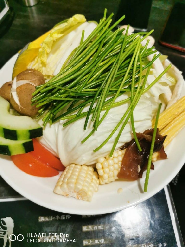 【板橋美食】 武鶴和牛火鍋（已歇業），品質超讚的肉品和海鮮吃到飽